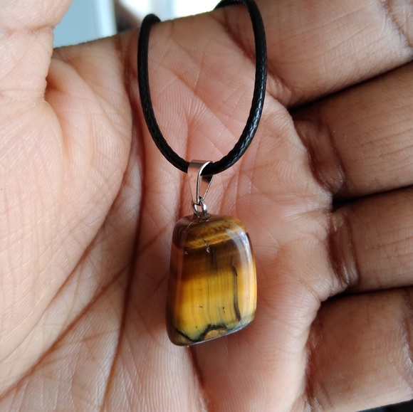 Tiger eye Natural Stone Crystal Stone Necklace - Picture 2 of 5